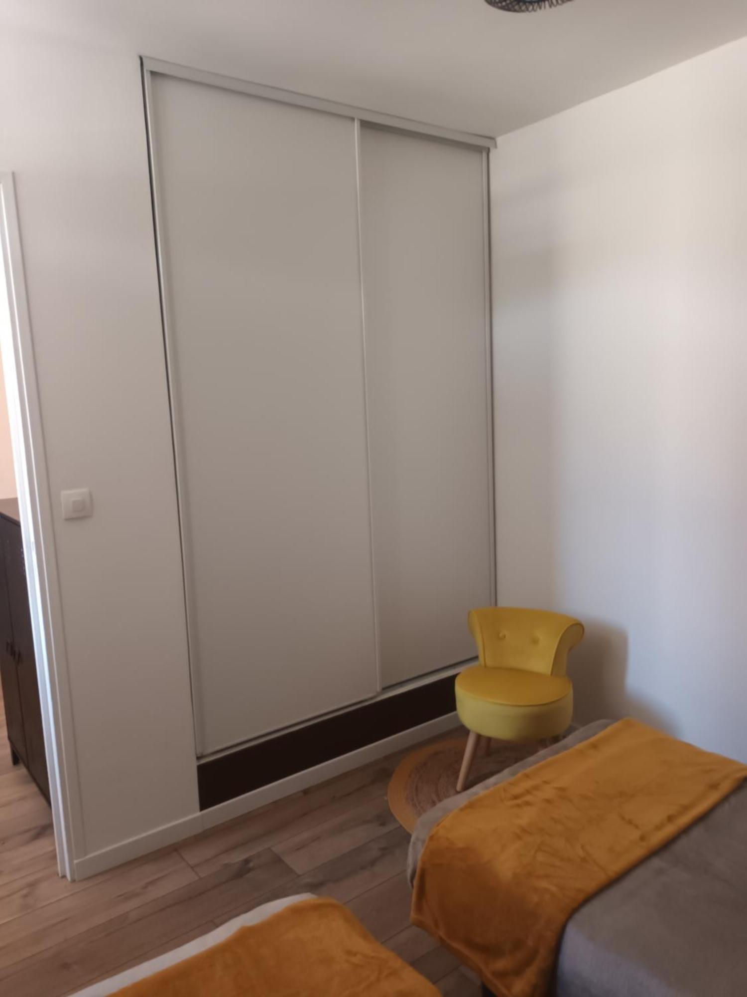 Le Samui Villa Saint-Hilaire-sur-Yerre Eksteriør billede